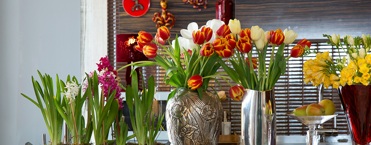 interieur fleuri avec fleurs à bulbes